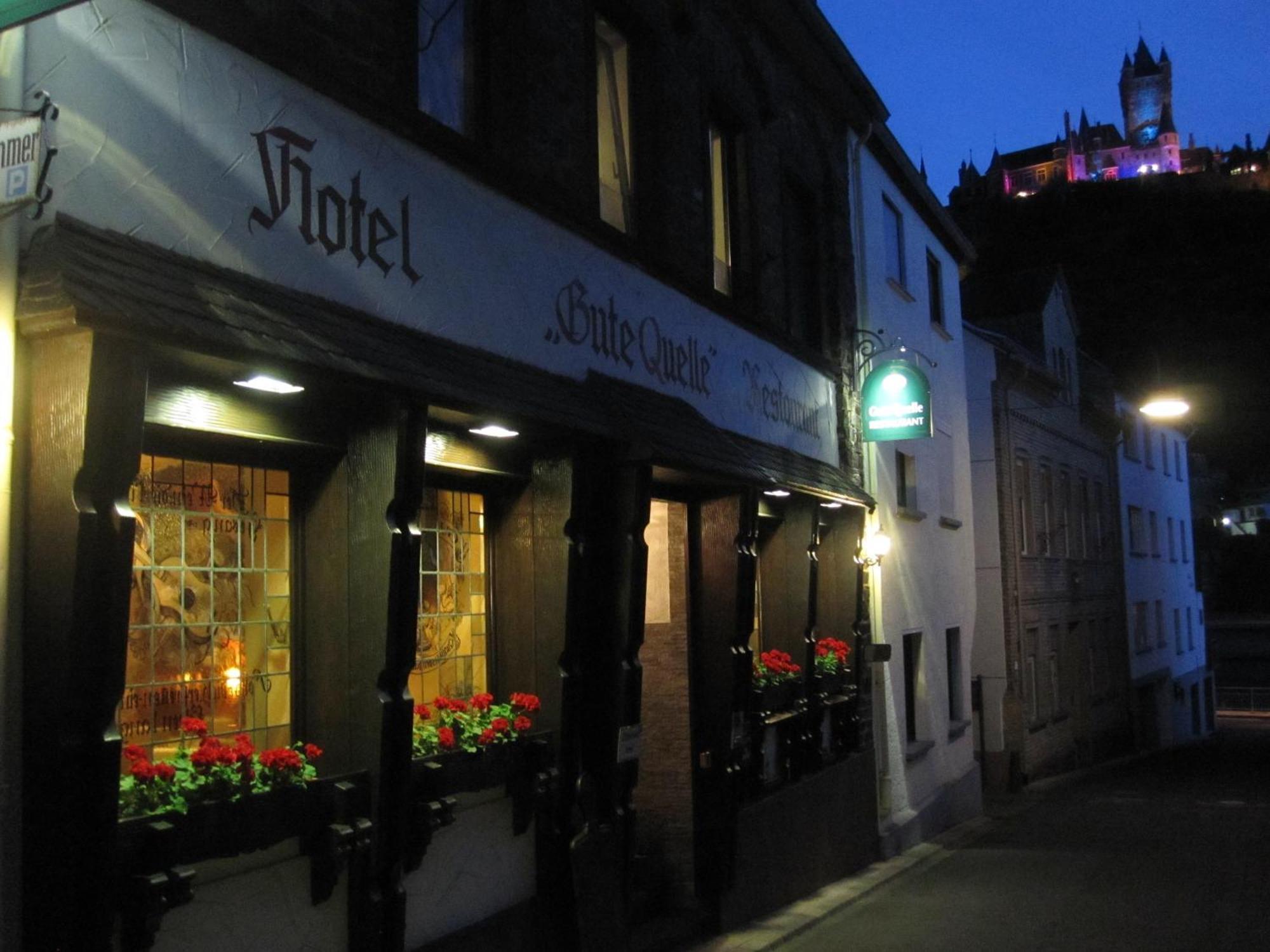 Hotel Und Gaestehaus Gute Quelle Cochem Zewnętrze zdjęcie